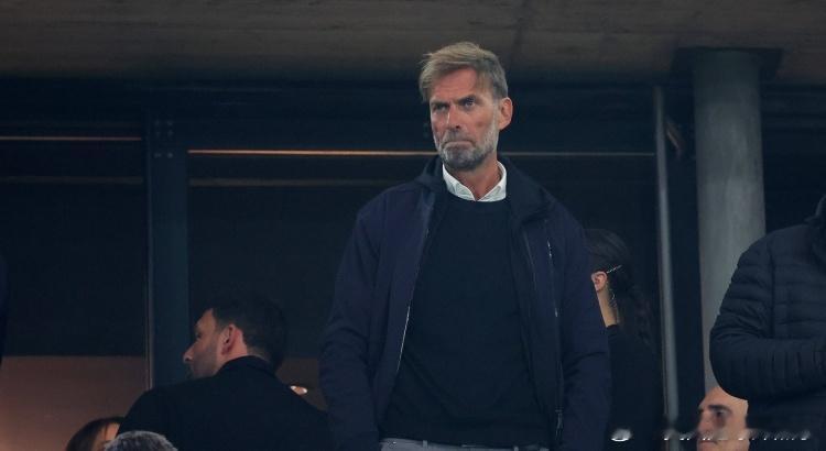 【二进宫❌】利物浦跟队记者AndyHunter分析了克洛普回归的可能性，表示目