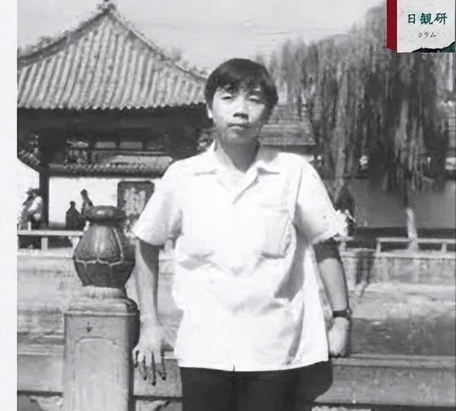 这是石平刚到日本的样子！说实话，那时也看不出有啥问题。和普通的中国学生没啥两