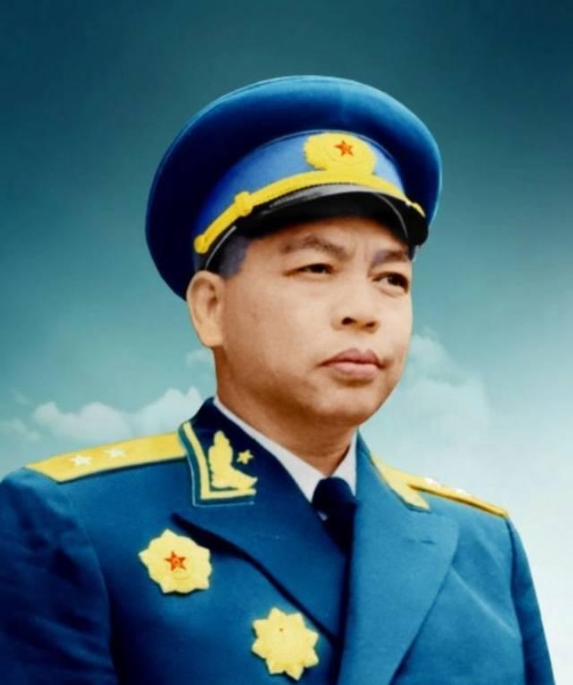 九一三事件后，作为四野将领的曾国华中将，受到组织审查，说它犯了严重的政治错误。什