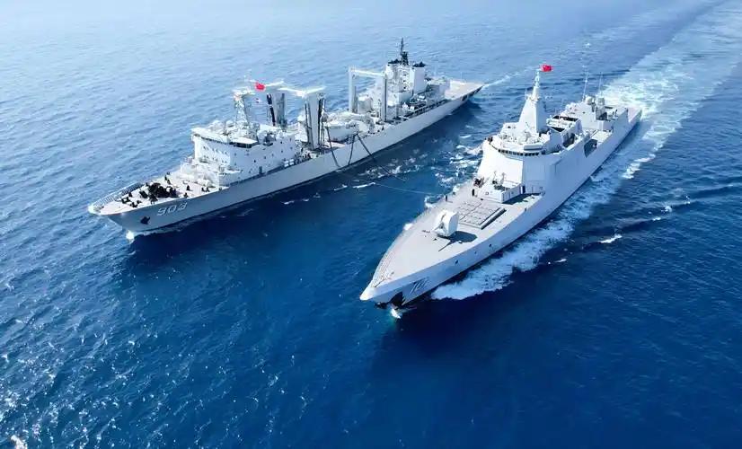 9月27日，南海局势骤然生变：马尼拉当局猛然察觉，三艘中国海军战舰已出现在其邻近