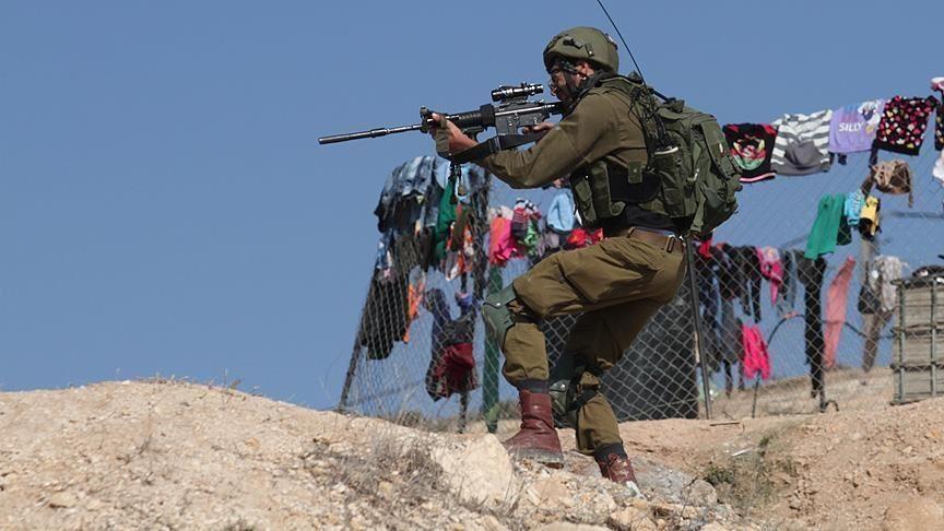 据巴勒斯坦通讯社瓦法报道，约旦河西岸这一天并不平静：一场突袭先从穆盖伊尔传出，一