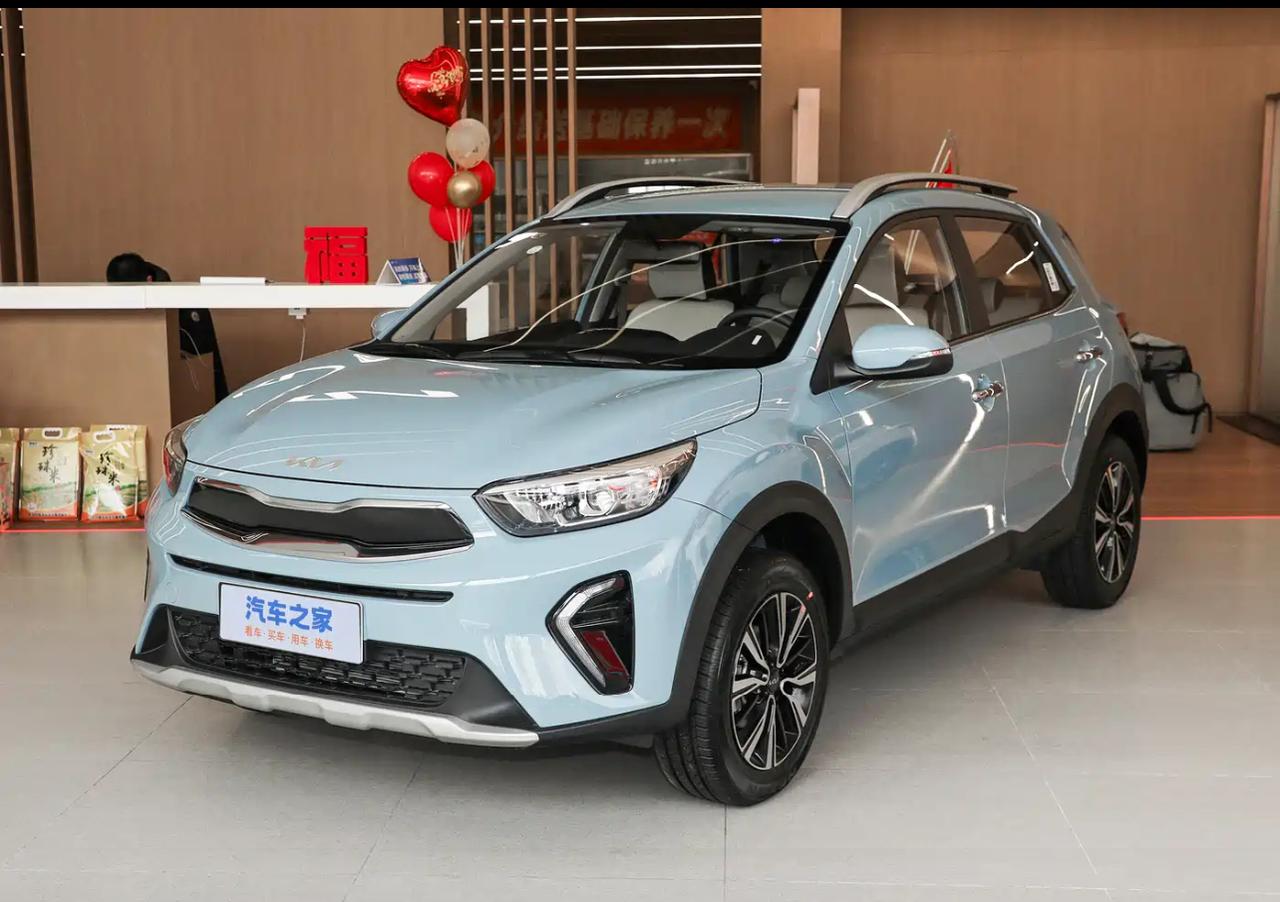 26款奕跑真实用车感受，看完心里有数！2026款起亚奕跑定位小型SUV，车身