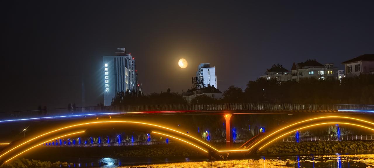 把教研还给老师我干了三十多年教育，从一线教师摸到基层教研员，越来越觉得一件事