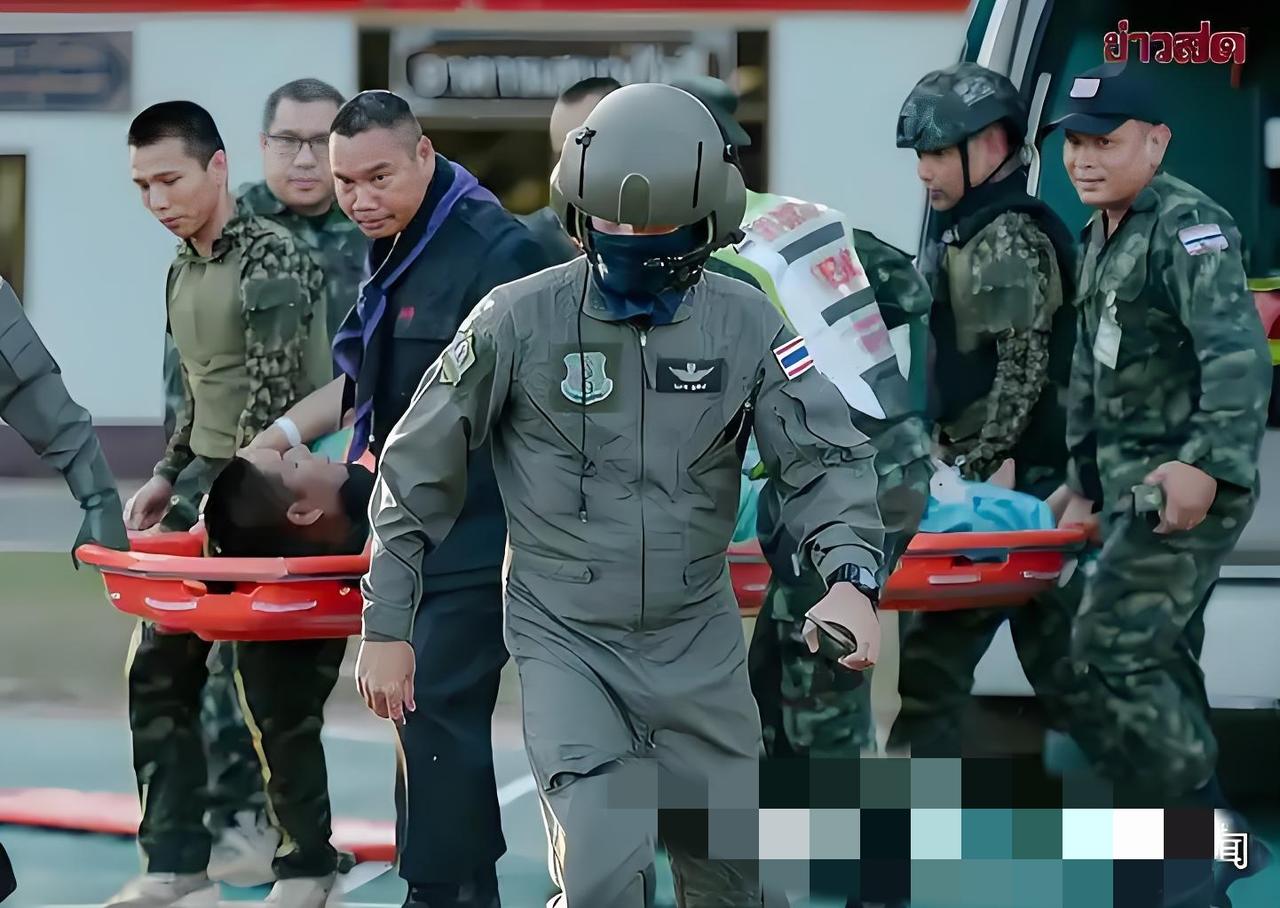 突发！泰柬边境交火升级，泰国总理放狠话：做好一切准备捍卫主权，3.5万平民紧急撤