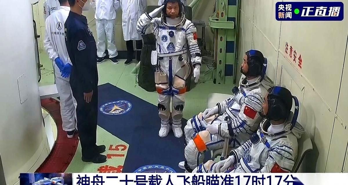 知道“回家”这两个字，对航天员来说意味着什么吗？意味着从400公里高的太空，以