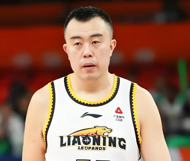 ☁拒绝百万年薪跑去体制内拿死工资，韩德君上任副总的“第一把火”居然清退三名
