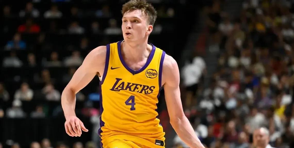 NBA情报局7月22日讯湖人新秀克内克特最近有点烦！NBA知名记者Jova