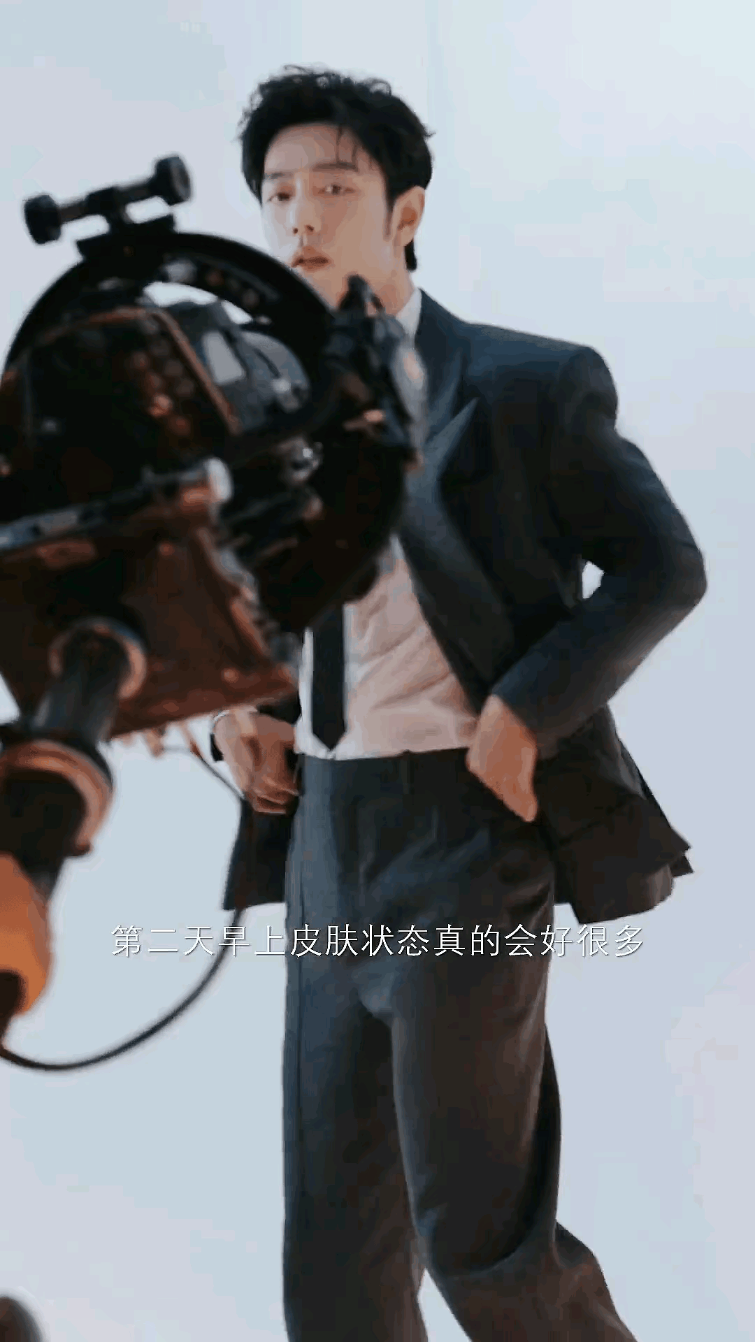 肖战内娱最火的男星资源火到爆本人非常低调和虔诚