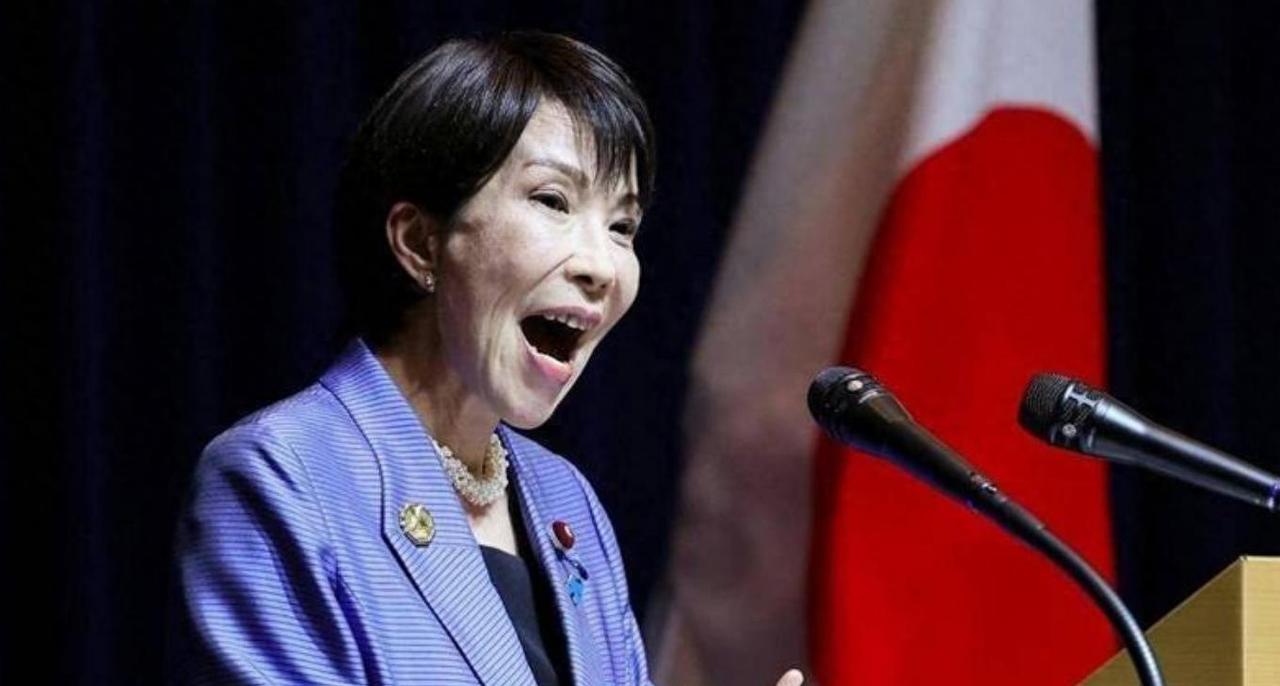 全世界都盯着靖国神社门口，等着看高市早苗会不会出现。12月26日那天，神社空荡荡