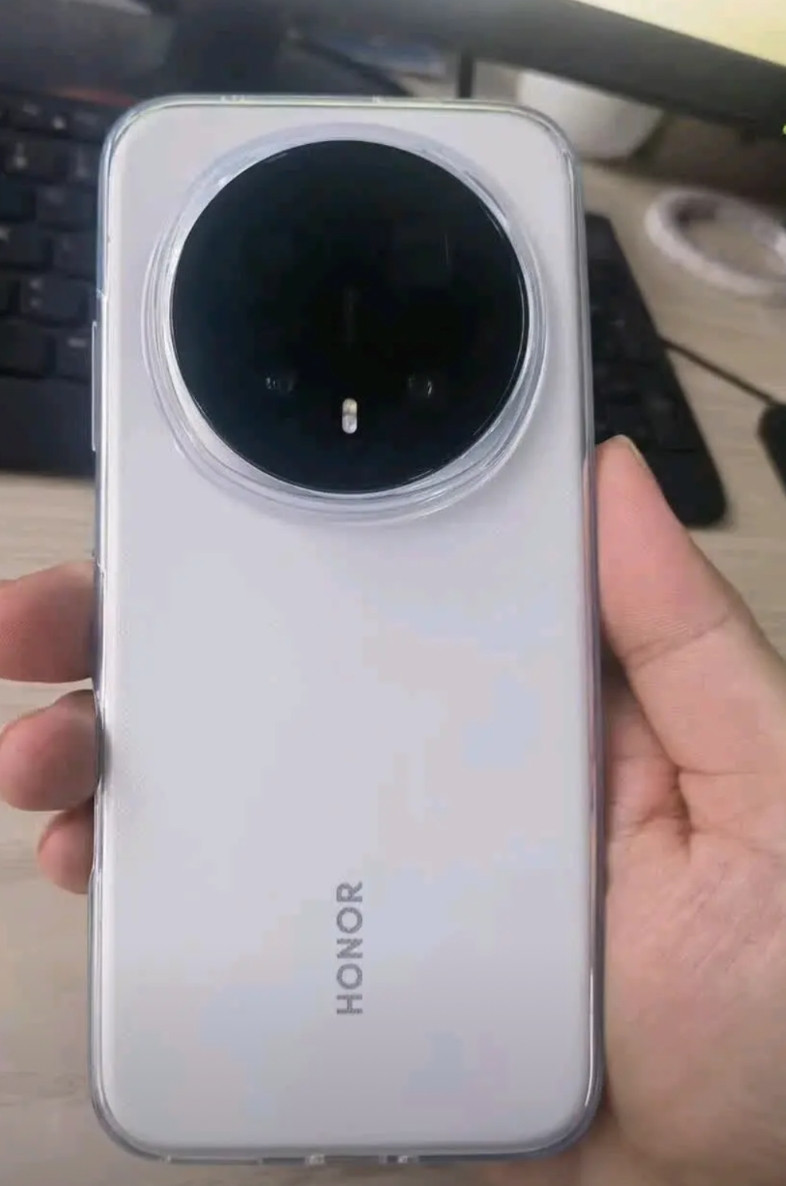 荣耀Magicicon8Pro,这三个突破性亮点已成行业焦点:7200mAh