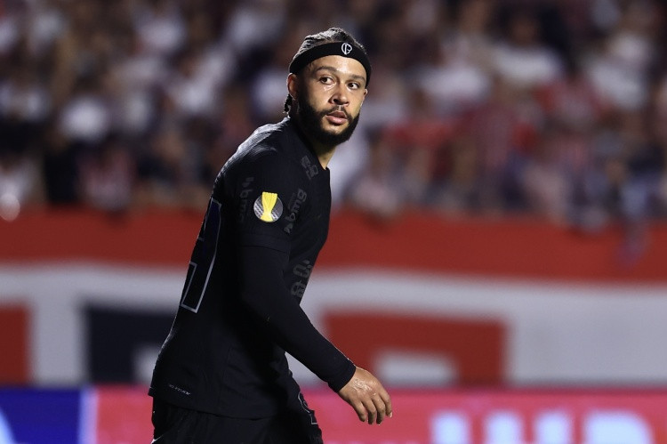 巴媒: 科林蒂安主席让德佩搬离豪华酒店套房, 但德佩不太可能离开