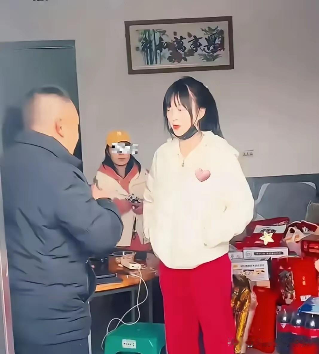 突然发现一个非常严重，特别可怕的事情。只要你成了红人，不管你之前是干啥的，便会