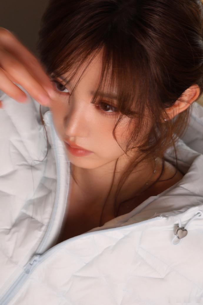 田曦薇韩剧女主vs美式辣妹田曦薇黑皮体育生田曦薇这小麦肤色也太健康太好看了吧，摄