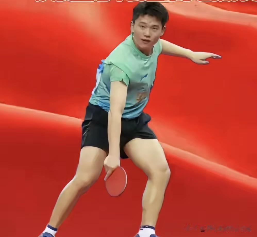 19岁的李天阳，是球星挑战赛最大黑马。李天阳是右手横板削中带攻打法，挑战赛一路
