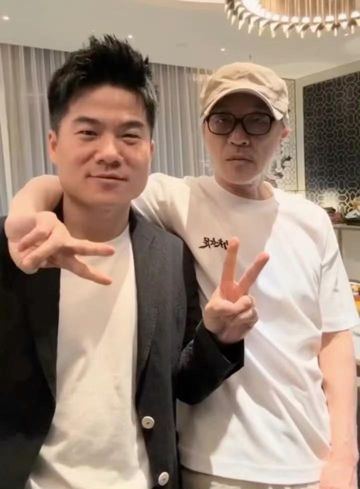 遇上不爱场面话的周星驰，董宇辉的话术有点接不住了