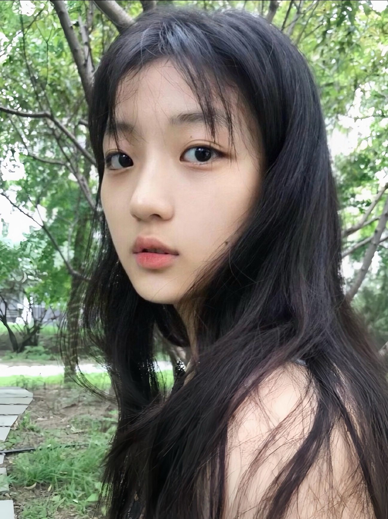 孙千居然被柴智屏发掘过，还去台湾拍过戏…小透明时期还和宋威龙合作过…8年前的孙千