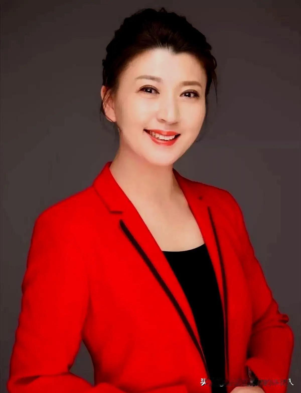 闫学晶账号被限制的消息一出，就知道这次整治不是闹着玩的！之前就有传闻说她因社交