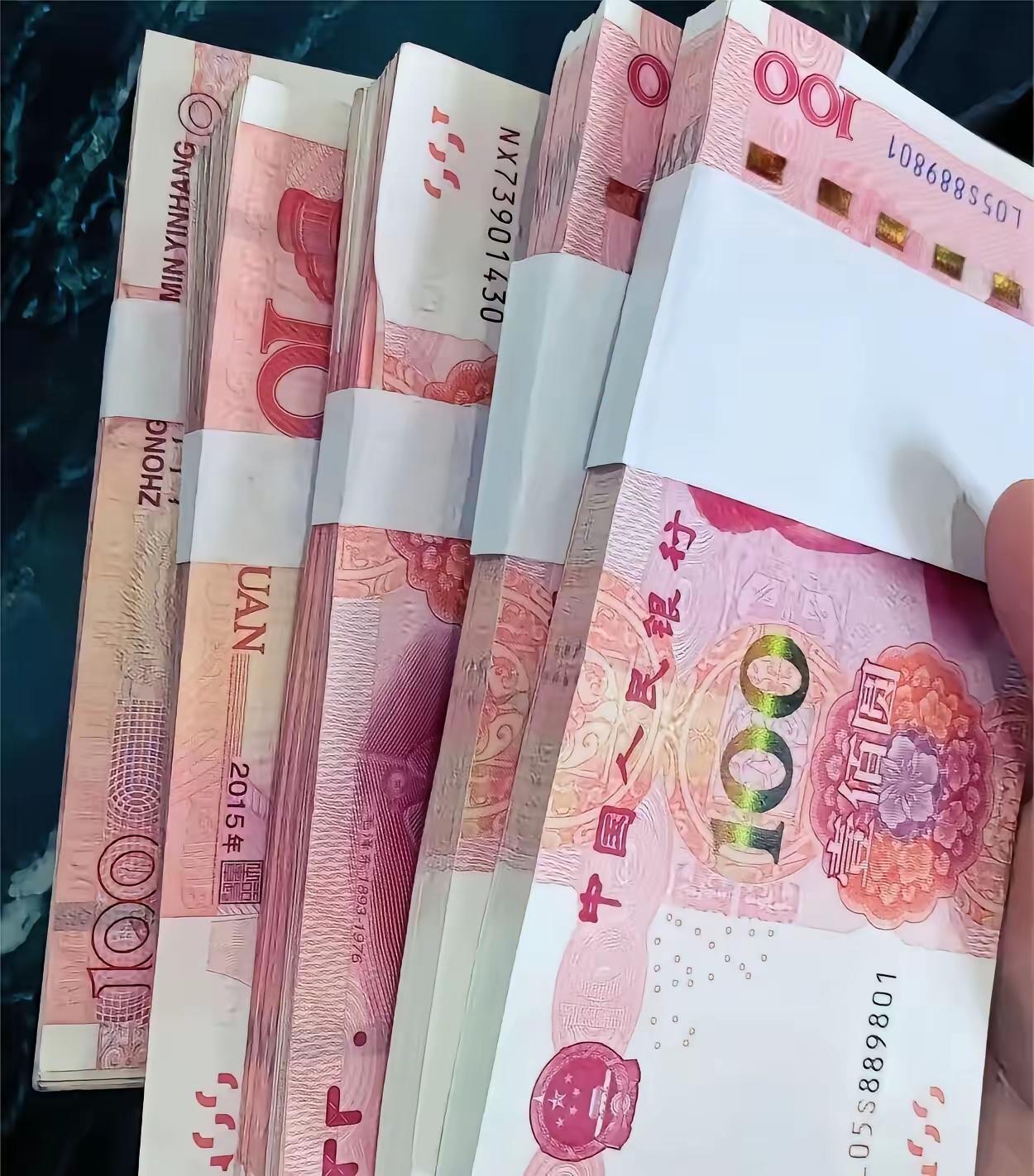 虽说好多人喊着“还是有钱好啊，在这个社会可解决一切问题”，但这话真有点绝对了。钱