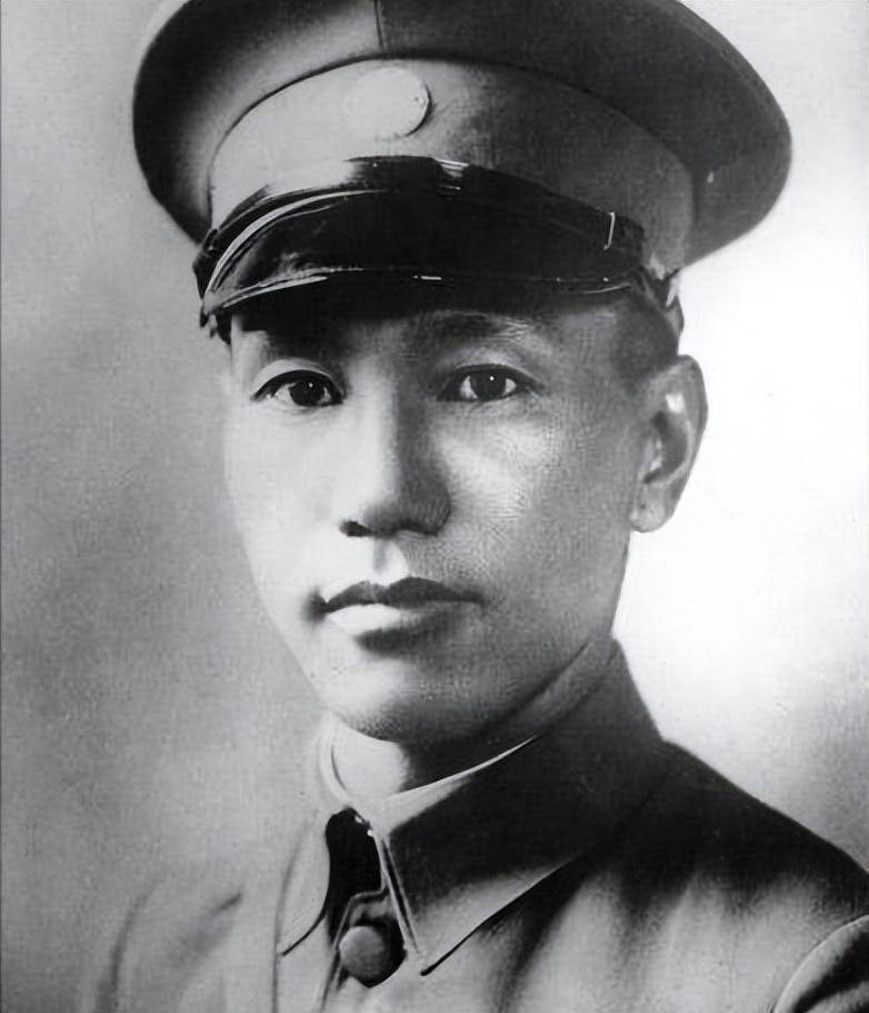 1949年2月的一个深夜，台北士林官邸里气氛紧张得要命。蒋介石已经签了处决令，要