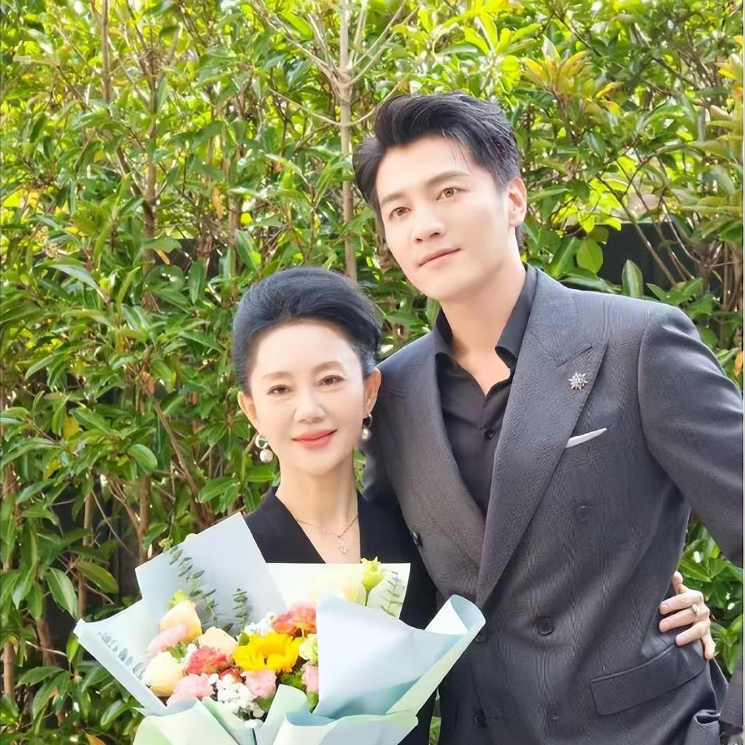 太突然！33岁演员金泽猝然离世，同行发文满是不舍。娱乐圈传来让人痛心的噩耗！