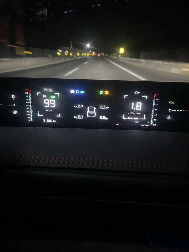 三代逸动高速油耗三代逸动加满油，从河北邯郸出发，到湖北武汉，全程高速，路上车比