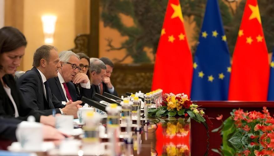 欧洲人最近总在嚷嚷，说跟中国做生意吃大亏了，硬生生搞出一个3600亿欧元的货物逆