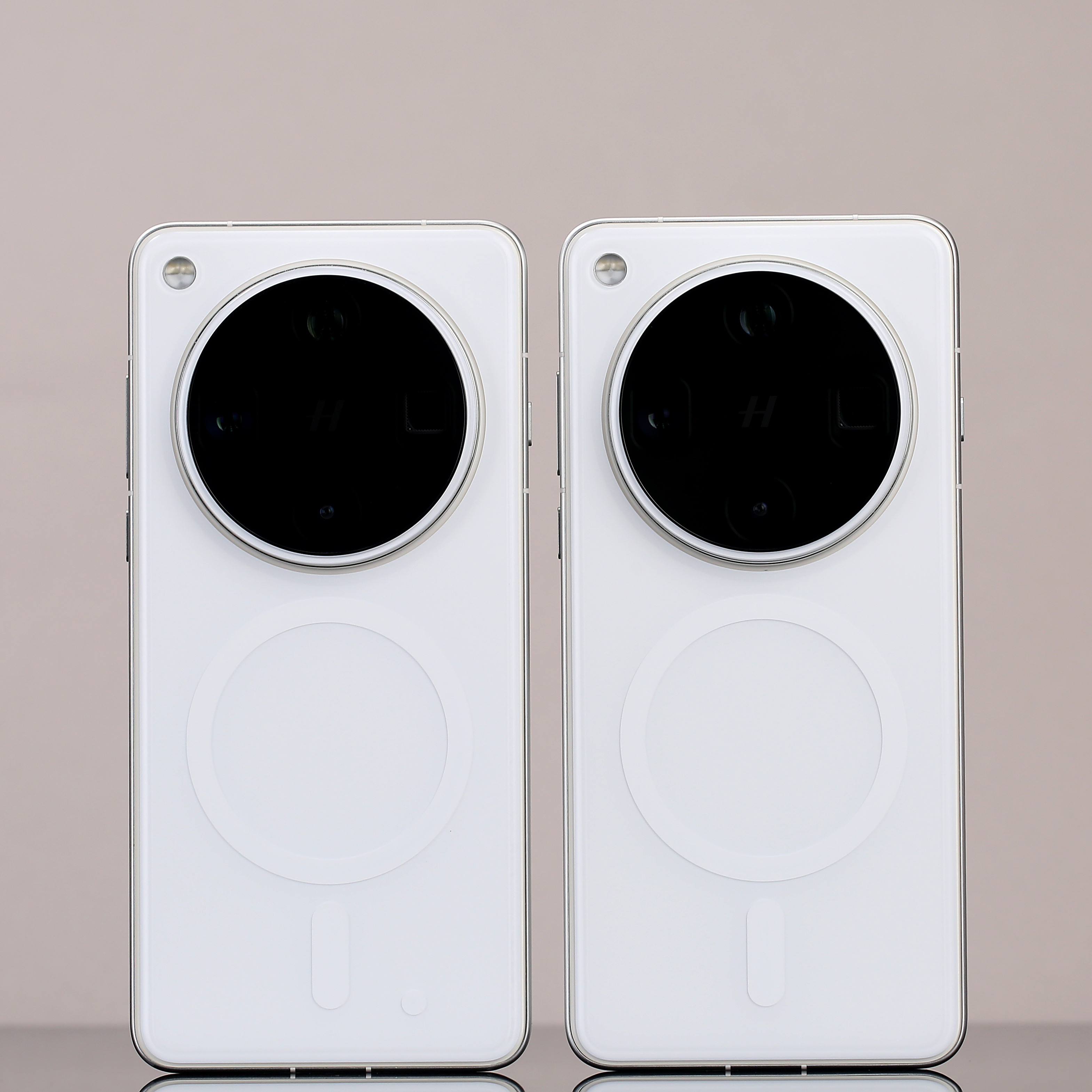 FindX8Ultra的平嵌磁贴卖了四百个了这个也是只做一批1000个，还有6