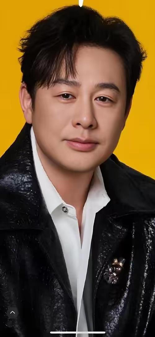 张颂文说："这句话可能会得罪很多人。我相信现在中国大部分40多岁的人应该都拥有了