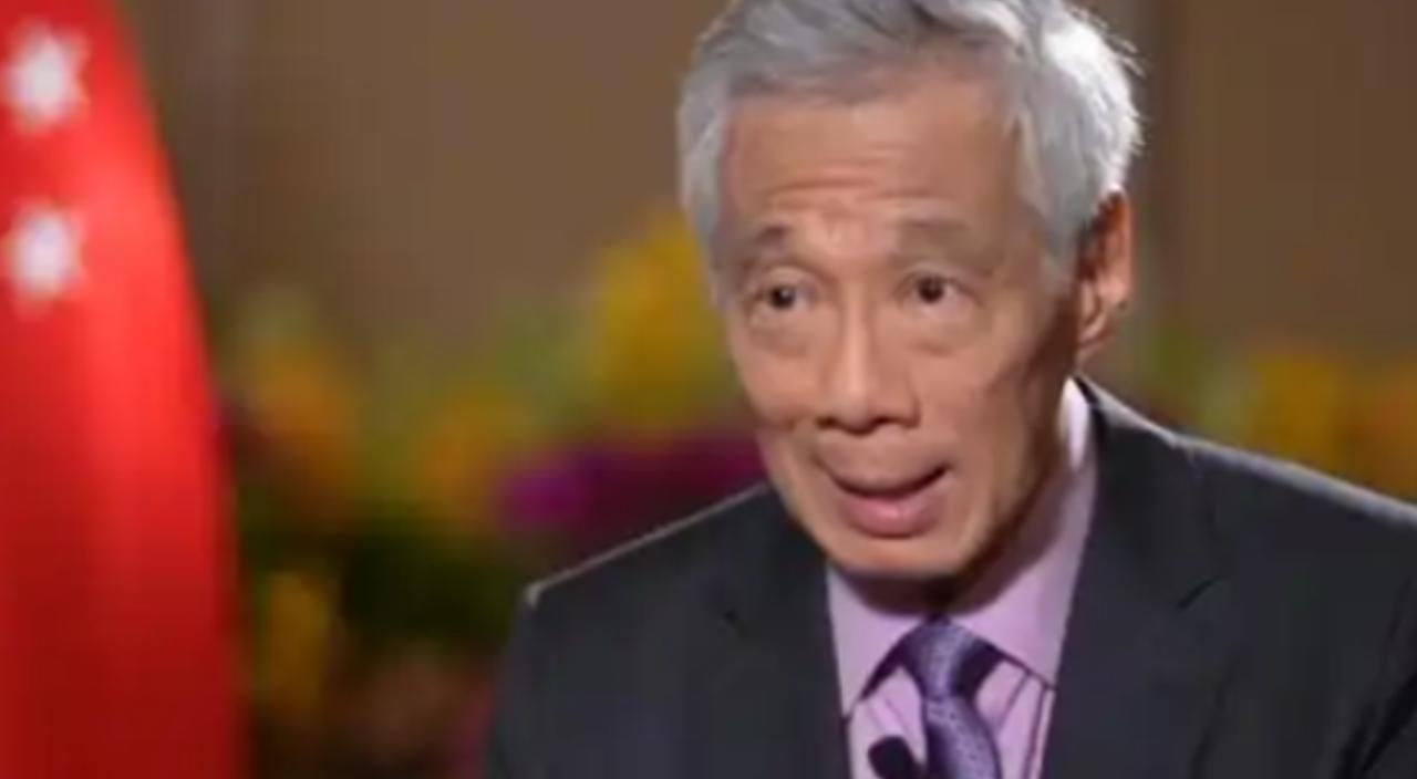 新加坡现在估计后悔了，他们后悔的不是推英语，也不是压方言，而是没想到中国崛起这么