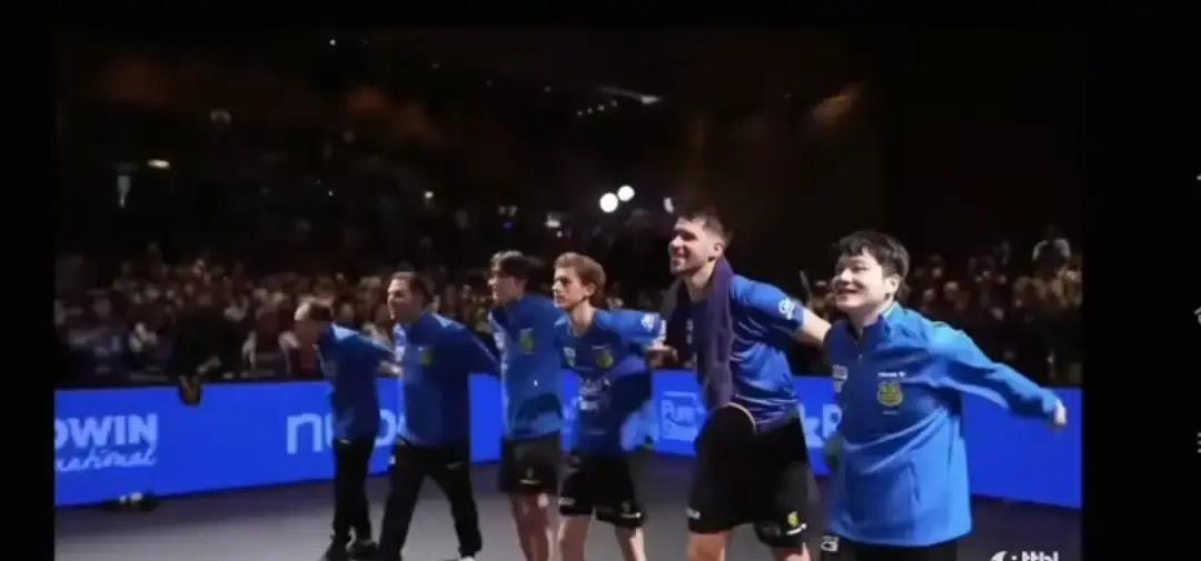 世界第一樊振东，在德国联赛连胜，但萨尔兰州州长点赞背后，藏着一个更狠的真相。