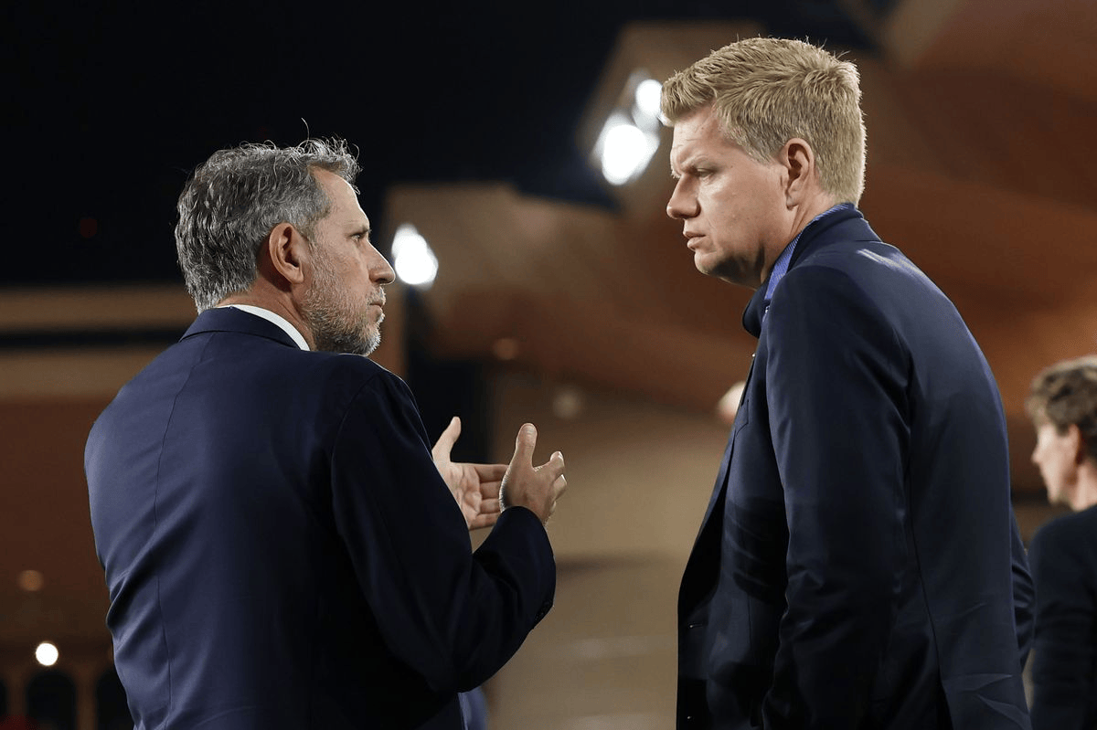 跟队: 热刺优先考虑冬窗买一名左边锋;中场+中卫也可能换血