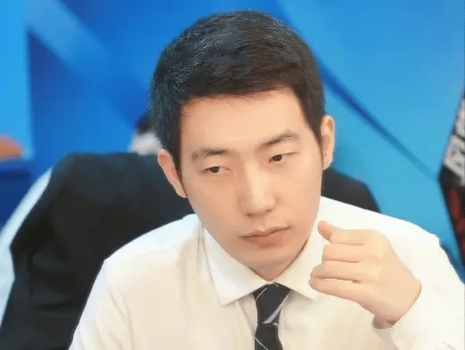 【NoFe谈两连败：输给BLG后有版本变动，可能也有队伍氛围关系】2025LPL
