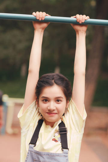 张婧仪​​​太好看了叭​​​