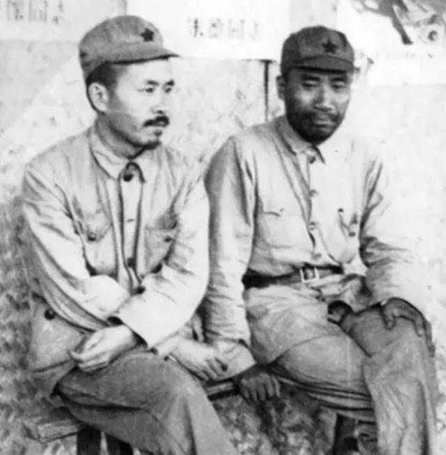 1970年，因为挂念老首长，萧华上将登门探望朱老总。一见面，萧华上将愤怒地讲：“