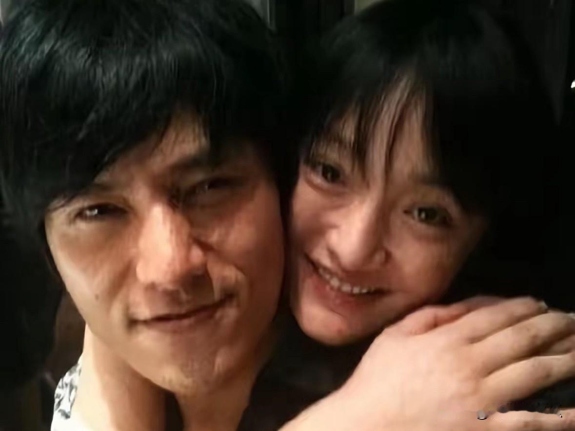 周迅没想到陈坤也没有想到又是录音，又是王家卫说说那些明星就算了，但是周迅和