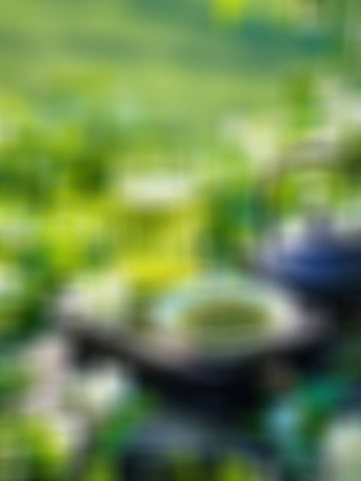 看过一个故事。有两个人吵了一天，一人说3×8=24，另一个人说3×8=21，相争