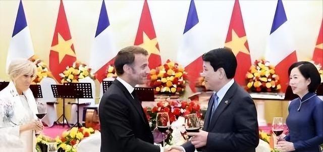 越南之前让中国“全包”高铁建设，现在转头就砸45亿美元买法国飞机，这波操作太打脸