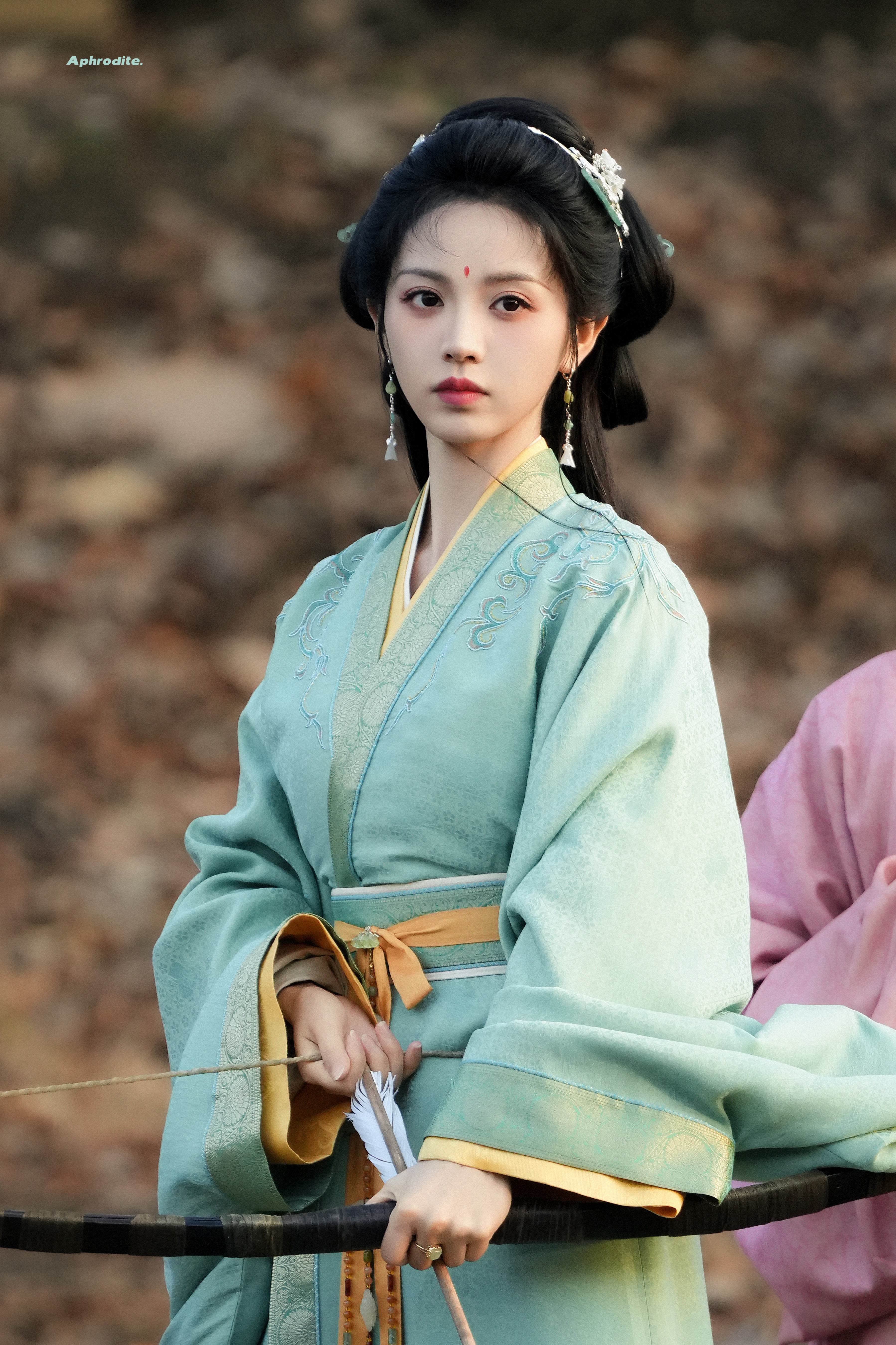 绿衣小田好清新🍃🍃🍃田曦薇《嫁金钗》☽垂发+绿衣+眉间朱砂
