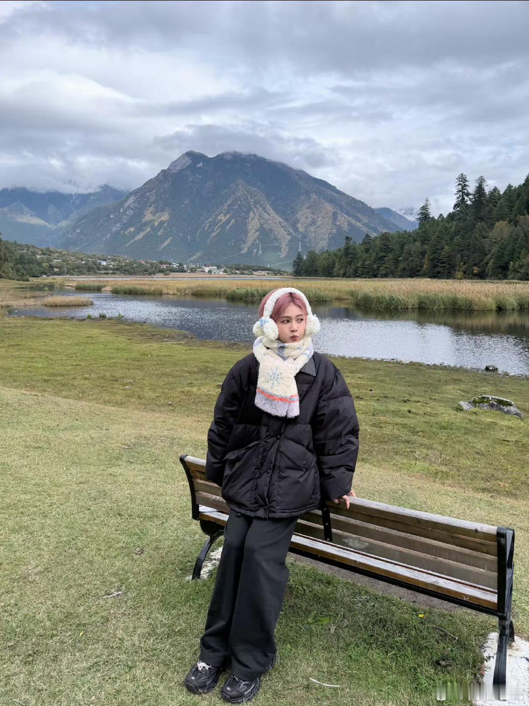 白鹿助理说谁家小孩落这了太可爱了吧这个白鹿🦌萌的我快变成妈粉了~我家小孩我