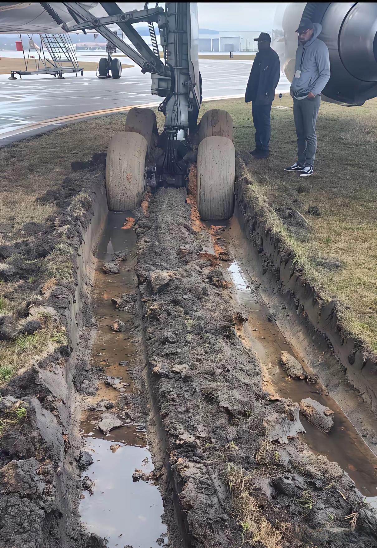 这个驾驶员的技术也不太好吧[捂脸哭]