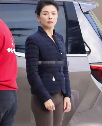 这居然是刘涛？差点没认出来​​​