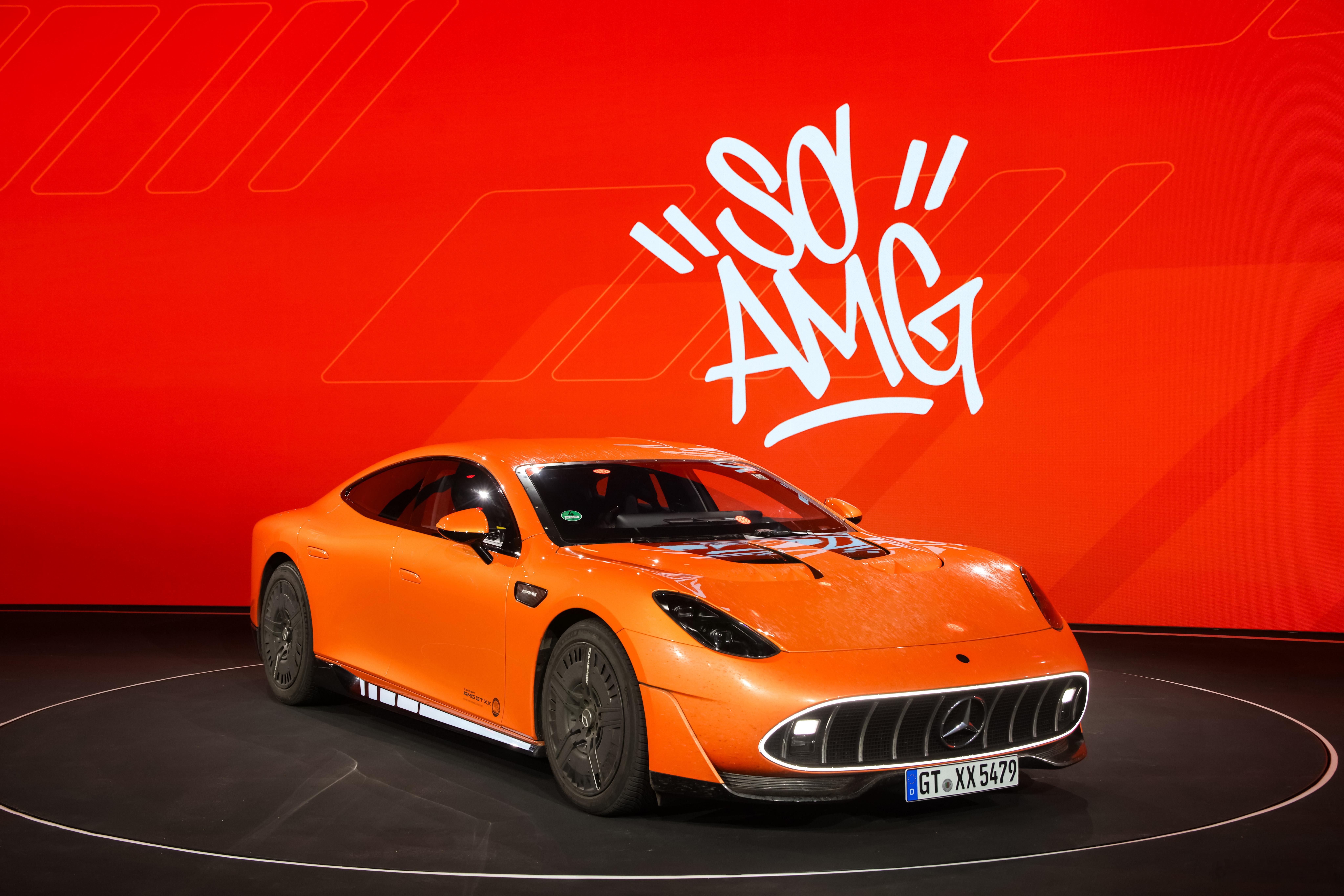 AMGGTXX概念车中国首秀～就是破纪录的那台原车！我最感兴趣的就是奔驰的这