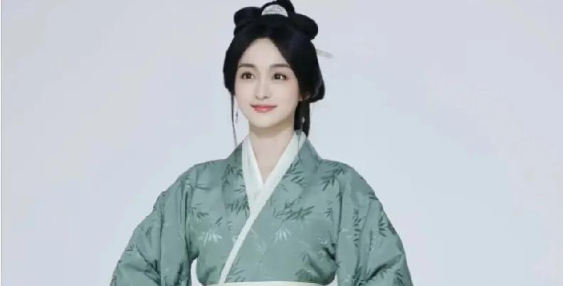 《折腰》里大乔不愿让比彘出兵，这事儿其实挺耐琢磨的。她不是什么心怀天下的主角，