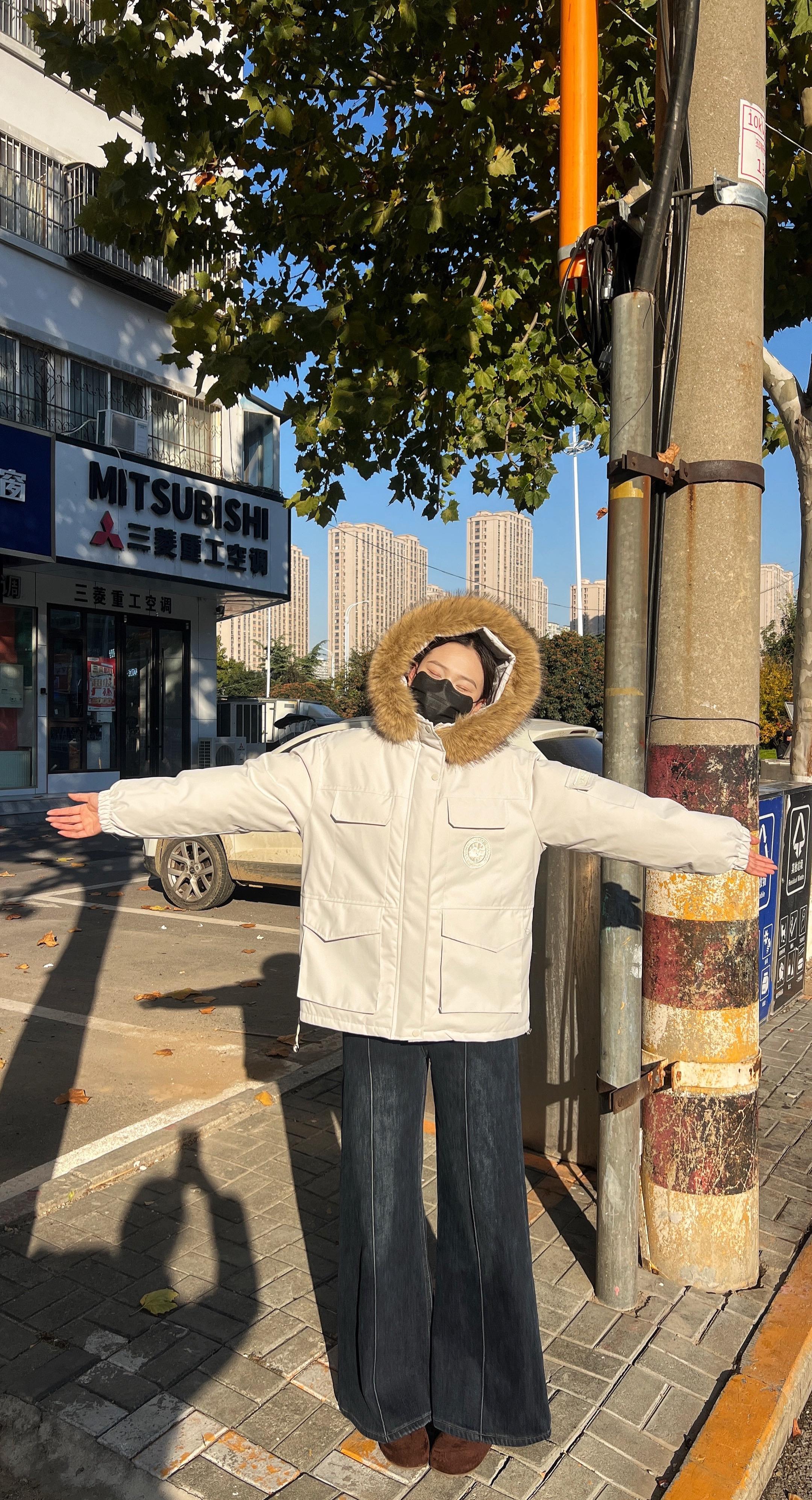 在这个落叶像雨的季节🍂。