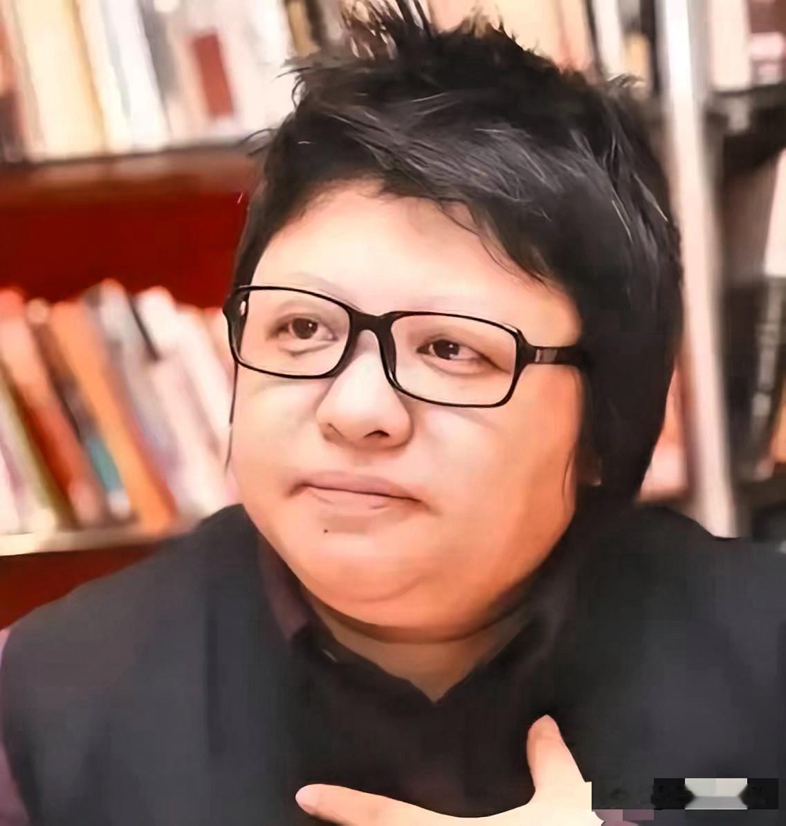 韩红，最新发文，引发热议！7月23日，韩红又被推上热搜，这一次，不是因为公益，