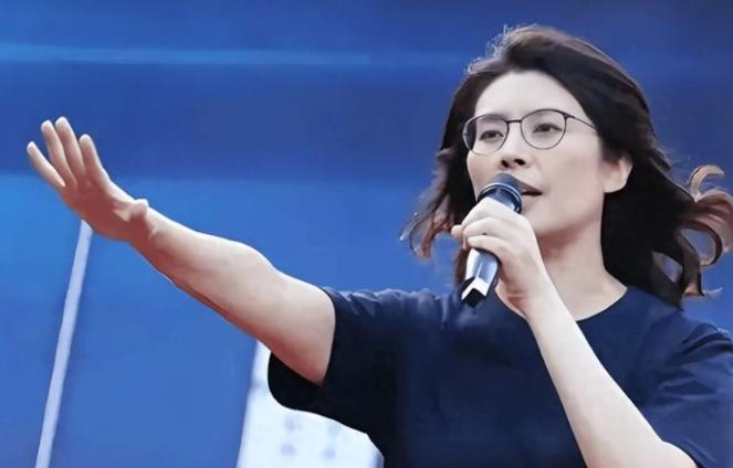 比电视剧还精彩！郑丽文新的人事安排曝出！傅崐萁这个名字突然出现在文件里