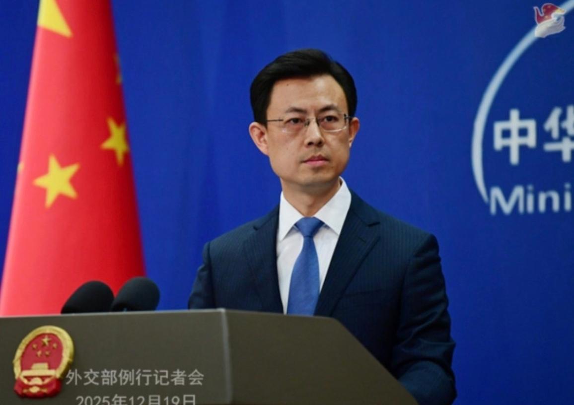 菲律宾遭遇毁灭性强震，全世界的目光都齐刷刷投向了中国。但这一次，我们的反应，和以