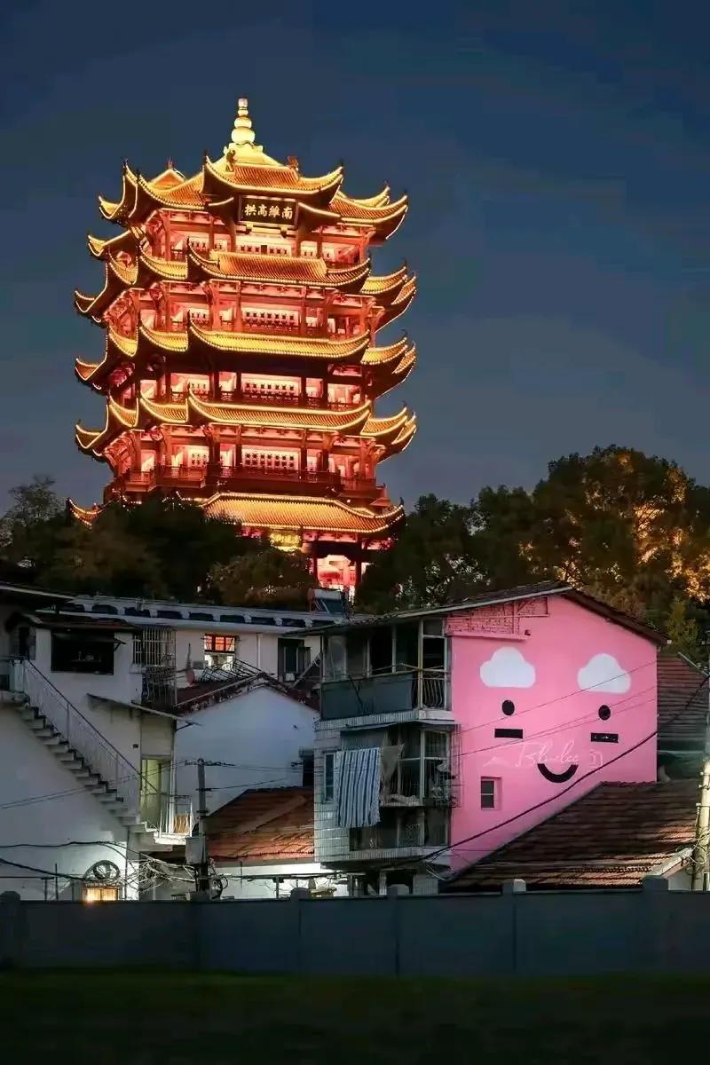 2021年，武汉普高录取约4.4万人2022年，武汉普高录取约4.9万人20