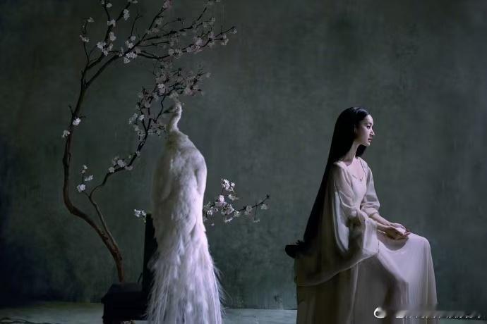 内娱少有的文艺美人永远为郭晓婷的灵气心动！演戏时的灵动，日常里的恬淡，独特韵味