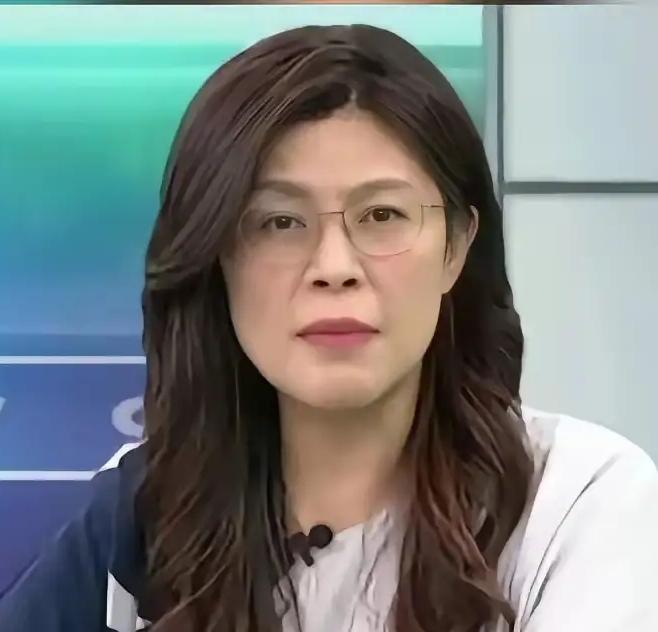 郑丽文12月20日赴宜兰出席党庆时表示，选举这么早就开打，这其实并不是一个好现象